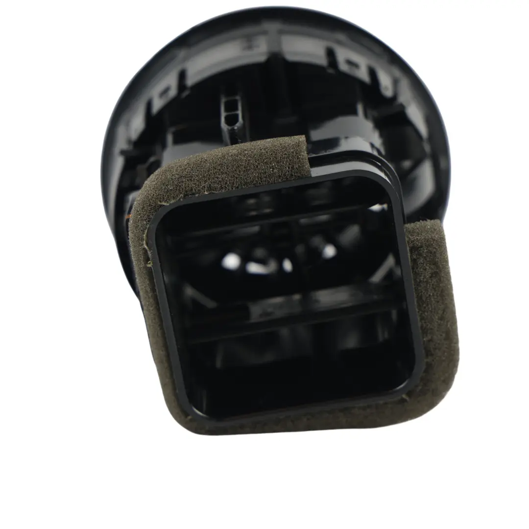 Dashboard Air Vent Heater Centre Trim Panel Nozzle Grille to Audi A3 8V with Part number 8V0820901A Audi A3 8V Dashboard Air Vent Heater Centre Trim Panel Nozzle Grille - SKU 8V0820901A-3 - Part number 8V0820901A