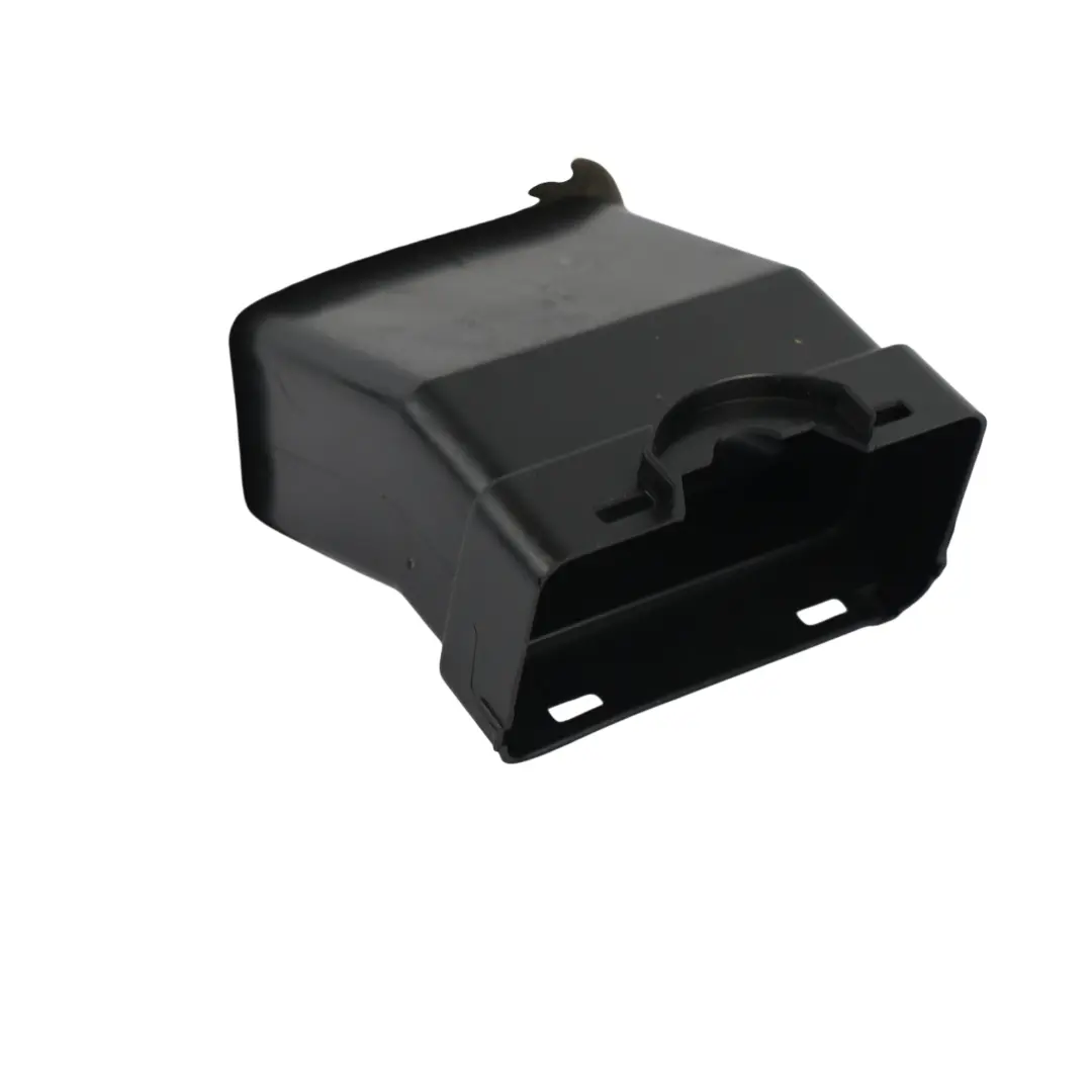 Grille Aération Console Centrale Arrière Connecteur pour Audi A3 8V à propos du numéro de pièce 8V0857042 Audi A3 8V Grille Aération Console Centrale Arrière Connecteur - SKU 8V0857042 - Numéro de pièce 8V0857042