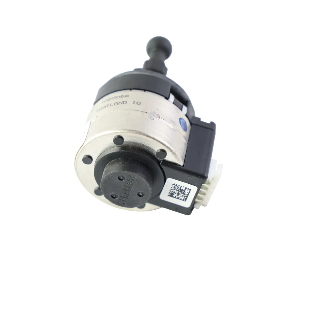 Faro Proiettore Motore Attuatore Regolazione per Audi A3 S3 8V con numero di parte 8V0941293 Audi A3 S3 8V Faro Proiettore Motore Attuatore Regolazione - SKU 8V0941293 - Numero di parte 8V0941293