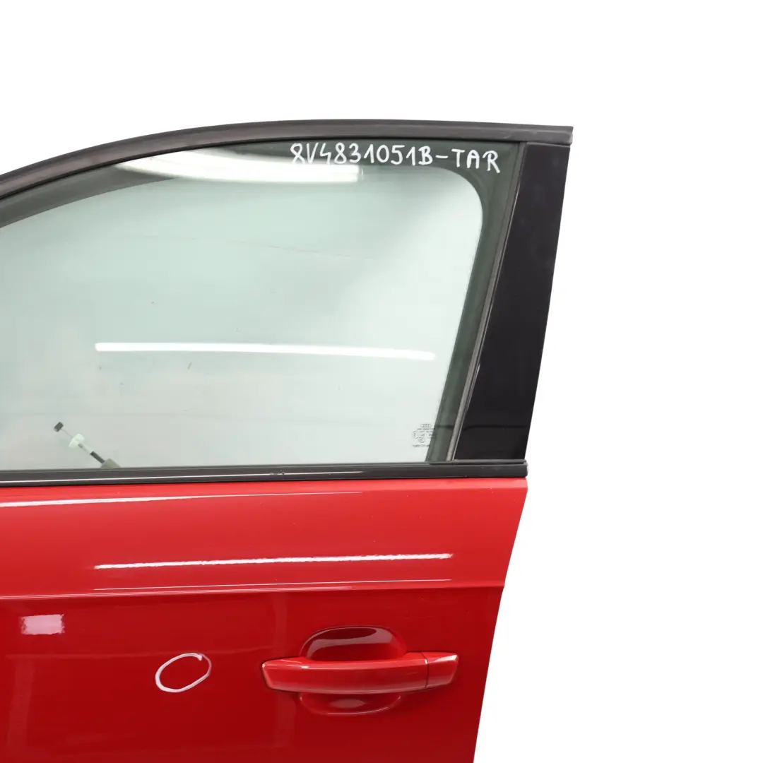 Audi A3 8V Sportback Drzwi Lewe Przednie Tango Red Czerwony Metalik - Y3U - SKU 8V4831051B-TAR - Numer Części 8V4831051B