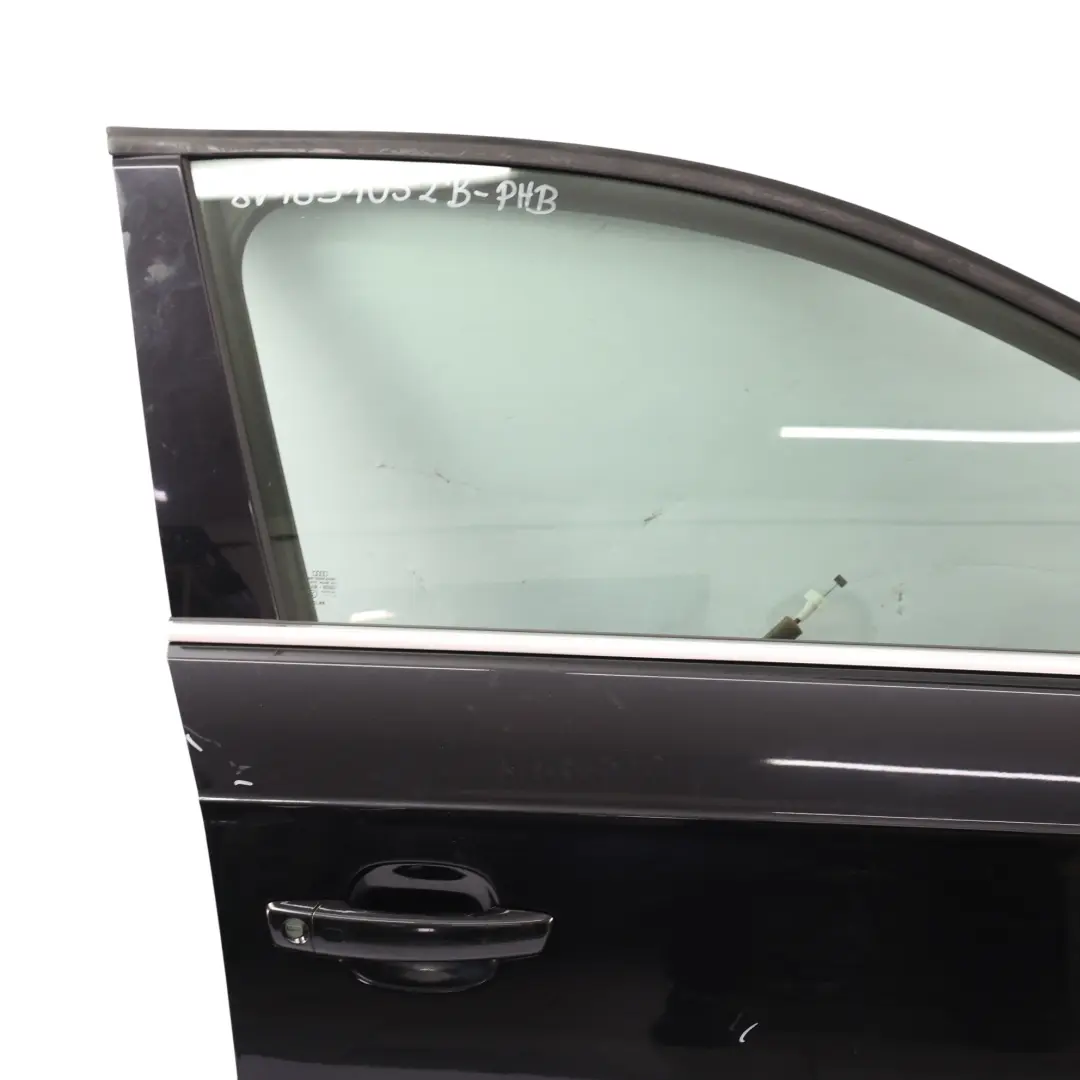 Puerta Delantera Derecha Phantom Black Negro - Z9Y para Audi A3 8V con número de pieza 8V4831052B Audi A3 8V Puerta Delantera Derecha Phantom Black Negro - Z9Y - SKU 8V4831052B-PHB - Número de pieza 8V4831052B