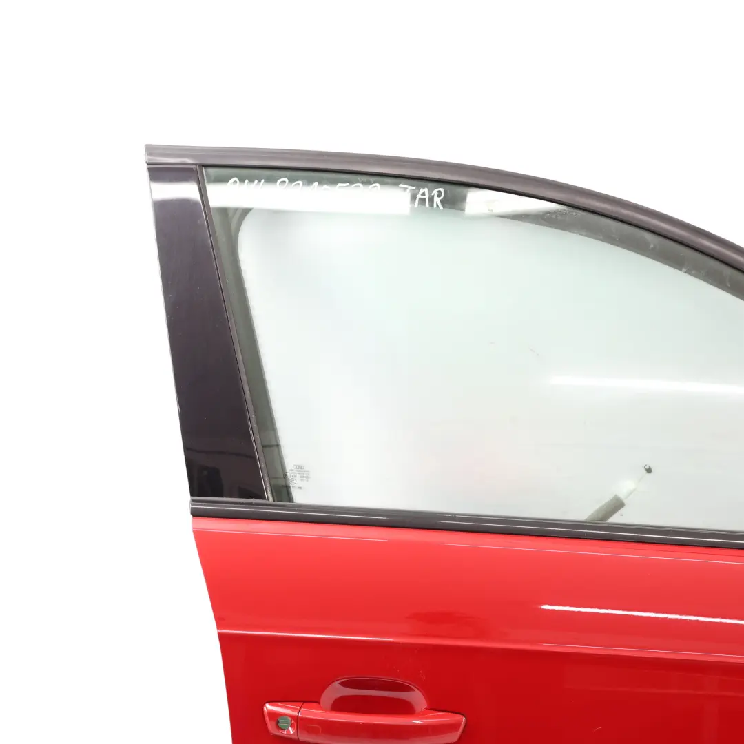 Audi A3 8V Puerta Delantera Derecha Rojo Tango Metalizado Y3U - SKU 8V4831052B-TAR - Número de pieza 8V4831052B