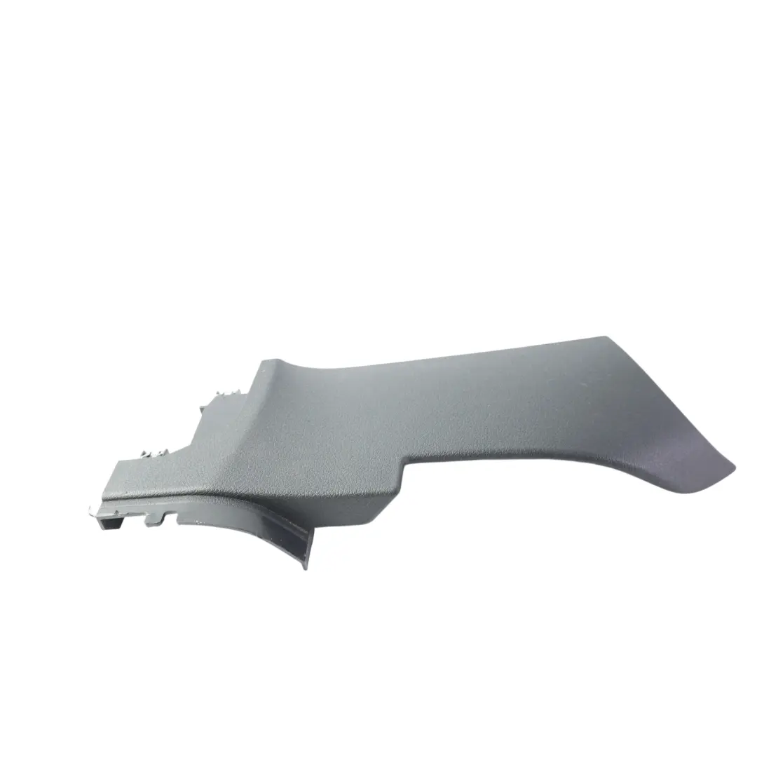 Moldura Pilar D Izquierdo 5 Puertas para Audi A3 RS3 8V con número de pieza 8V4868605 Audi A3 RS3 8V Moldura Pilar D Izquierdo 5 Puertas - SKU 8V4868605 - Número de pieza 8V4868605