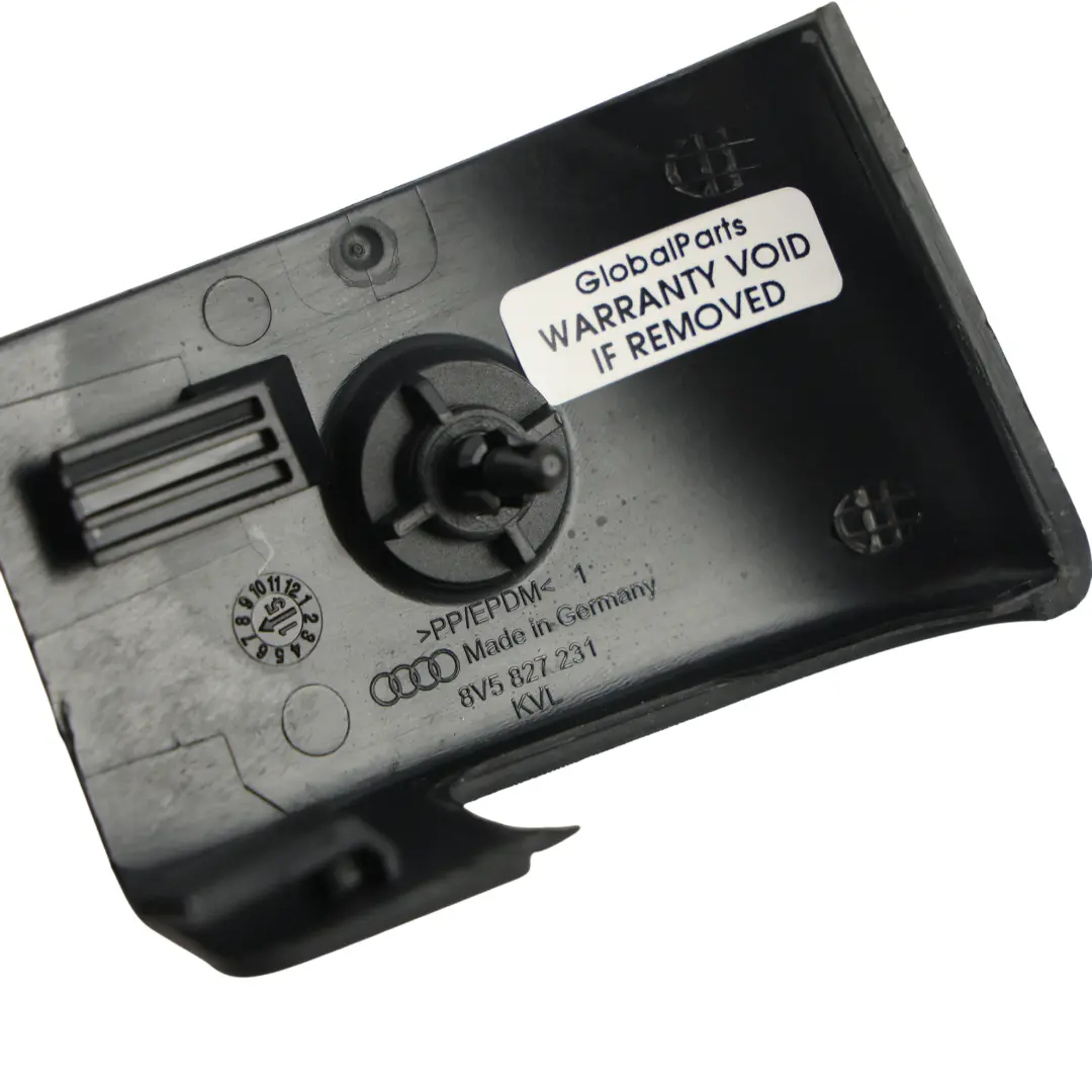 Audi A3 8V Cache Charnière Couvercle Hayon Noir Gauche - SKU 8V5827231 - Numéro de pièce 8V5827231