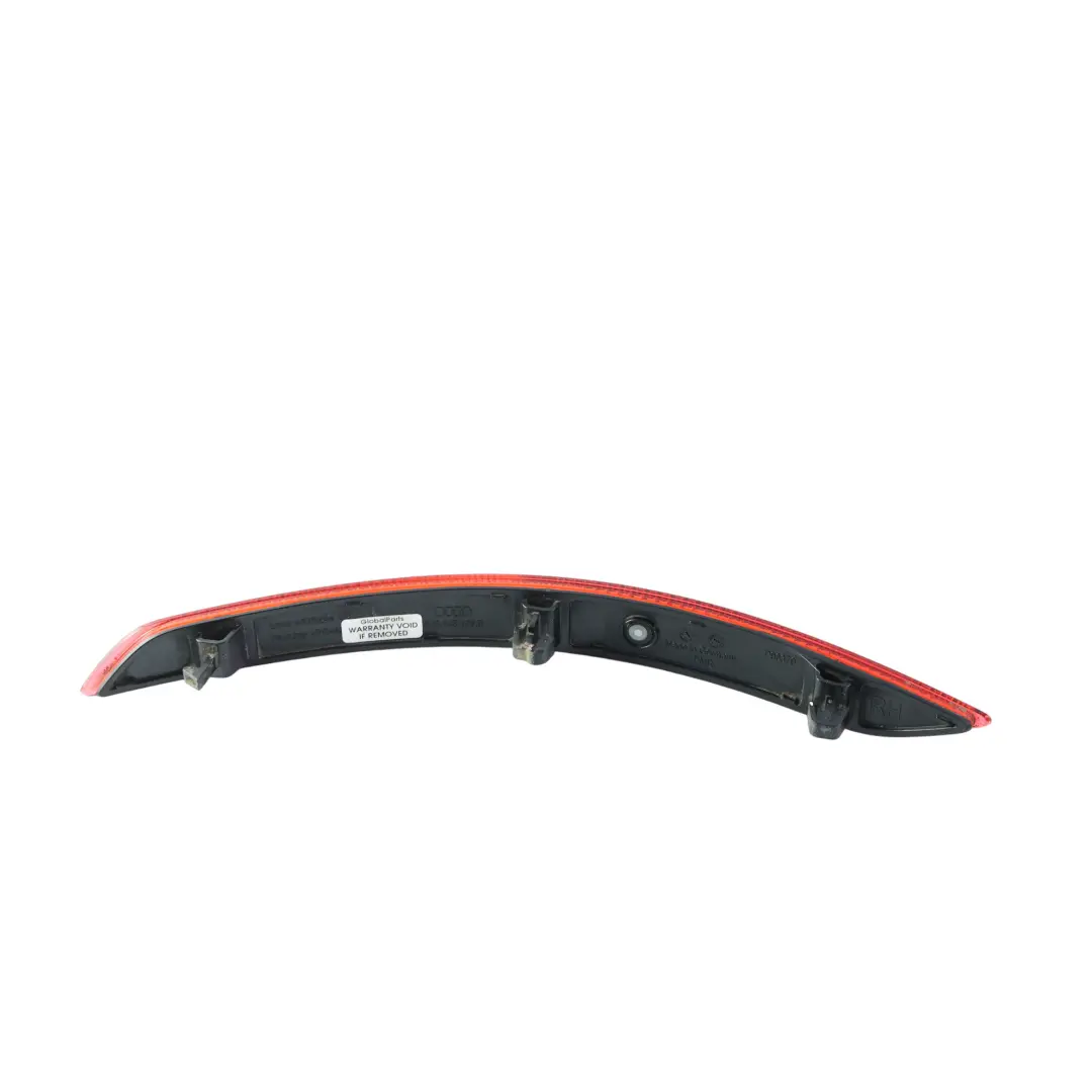 Réflecteur Pare-Chocs Arrière Droit pour Audi A3 S3 8V à propos du numéro de pièce 8V5945106B Audi A3 S3 8V Réflecteur Pare-Chocs Arrière Droit - SKU 8V5945106B - Numéro de pièce 8V5945106B