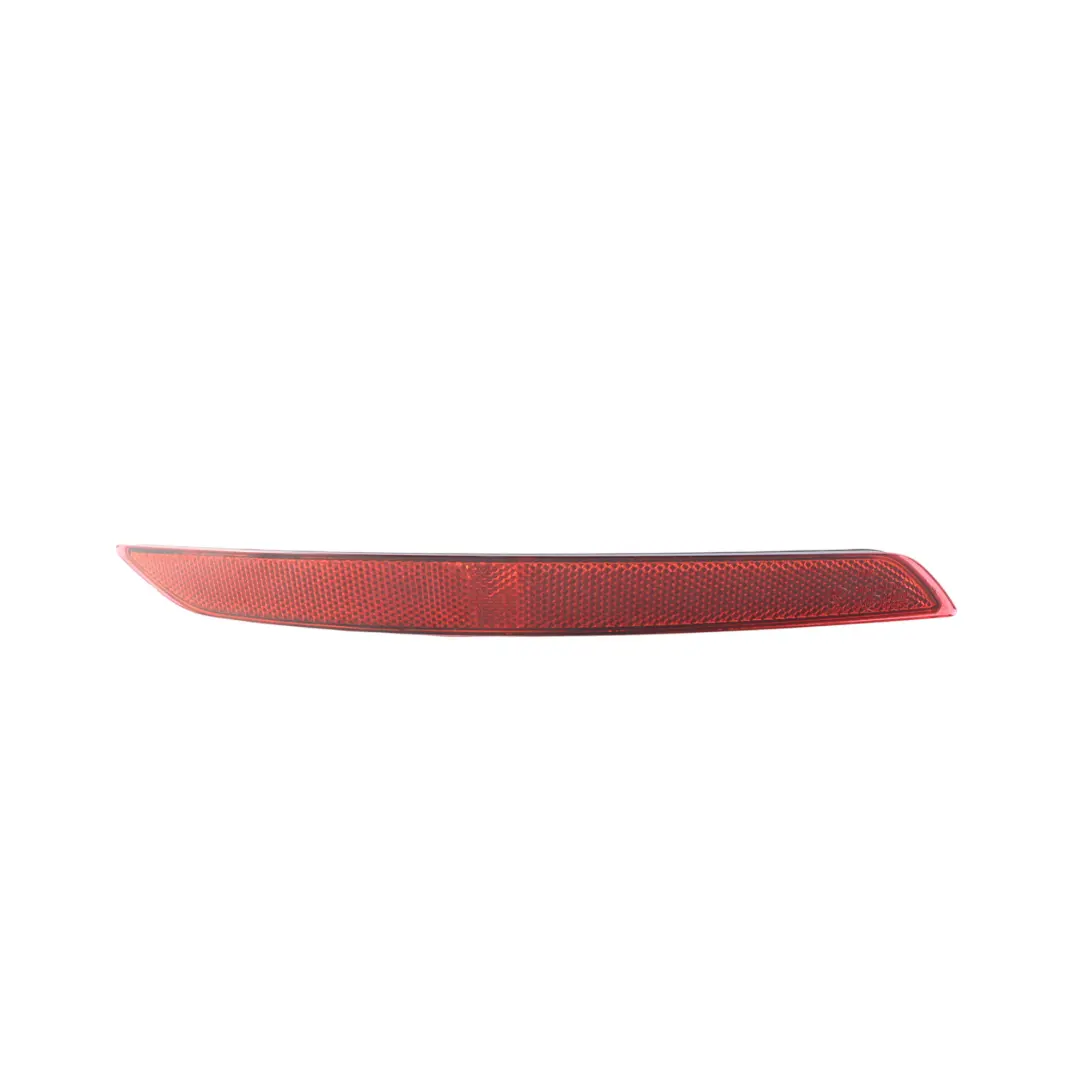 Réflecteur Pare-Chocs Arrière Droit pour Audi A3 S3 8V à propos du numéro de pièce 8V5945106B Audi A3 S3 8V Réflecteur Pare-Chocs Arrière Droit - SKU 8V5945106B - Numéro de pièce 8V5945106B