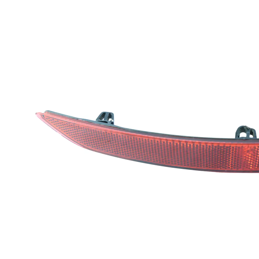 Audi A3 S3 8V Stoßstange Hinten Reflektor Glas Rechts - SKU 8V5945106B - Teilenummer 8V5945106B