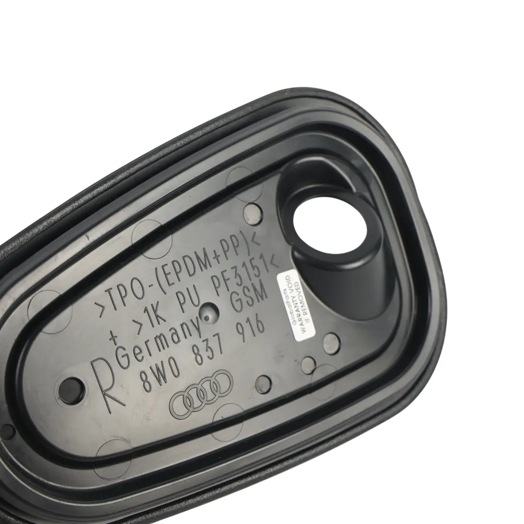 Audi A4 B9 Osłona Panelu Zamka Przednich Drzwi Prawa - SKU 8W0837916 - Numer Części 8W0837916