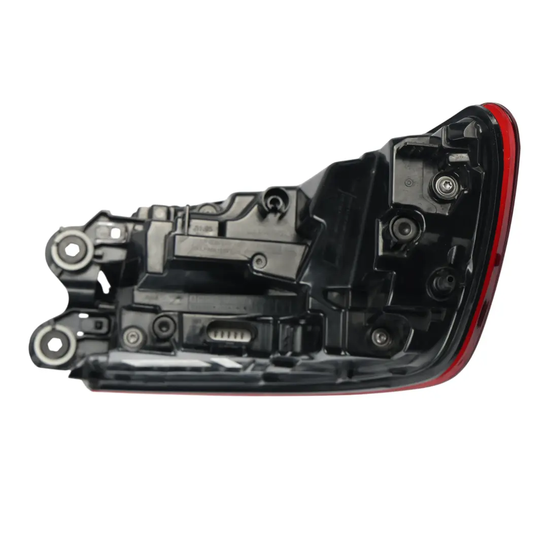 Audi A4 B9 Sedán Luz Piloto Trasero Exterior Izquierdo - SKU 8W5945091AC - Número de pieza 8W5945091AC