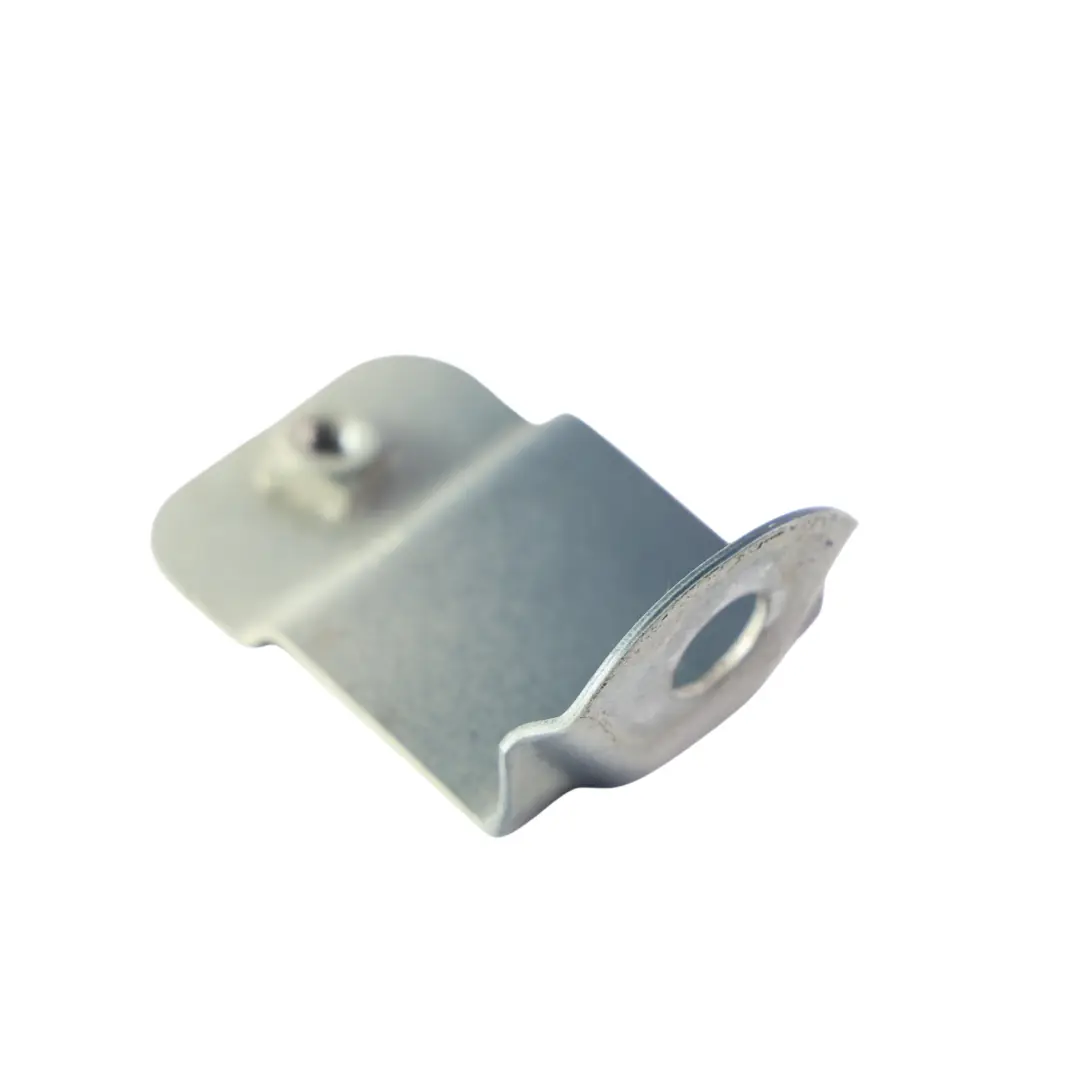 Supporto Parafango Ant. Sinistro Blu Utopia Metallizzato X5L 8X0821168 per Audi A1 con numero di parte 8X0821167 Audi A1 Supporto Parafango Ant. Sinistro Blu Utopia Metallizzato X5L 8X0821168 - SKU 8X0821167-UBL - Numero di parte 8X0821167