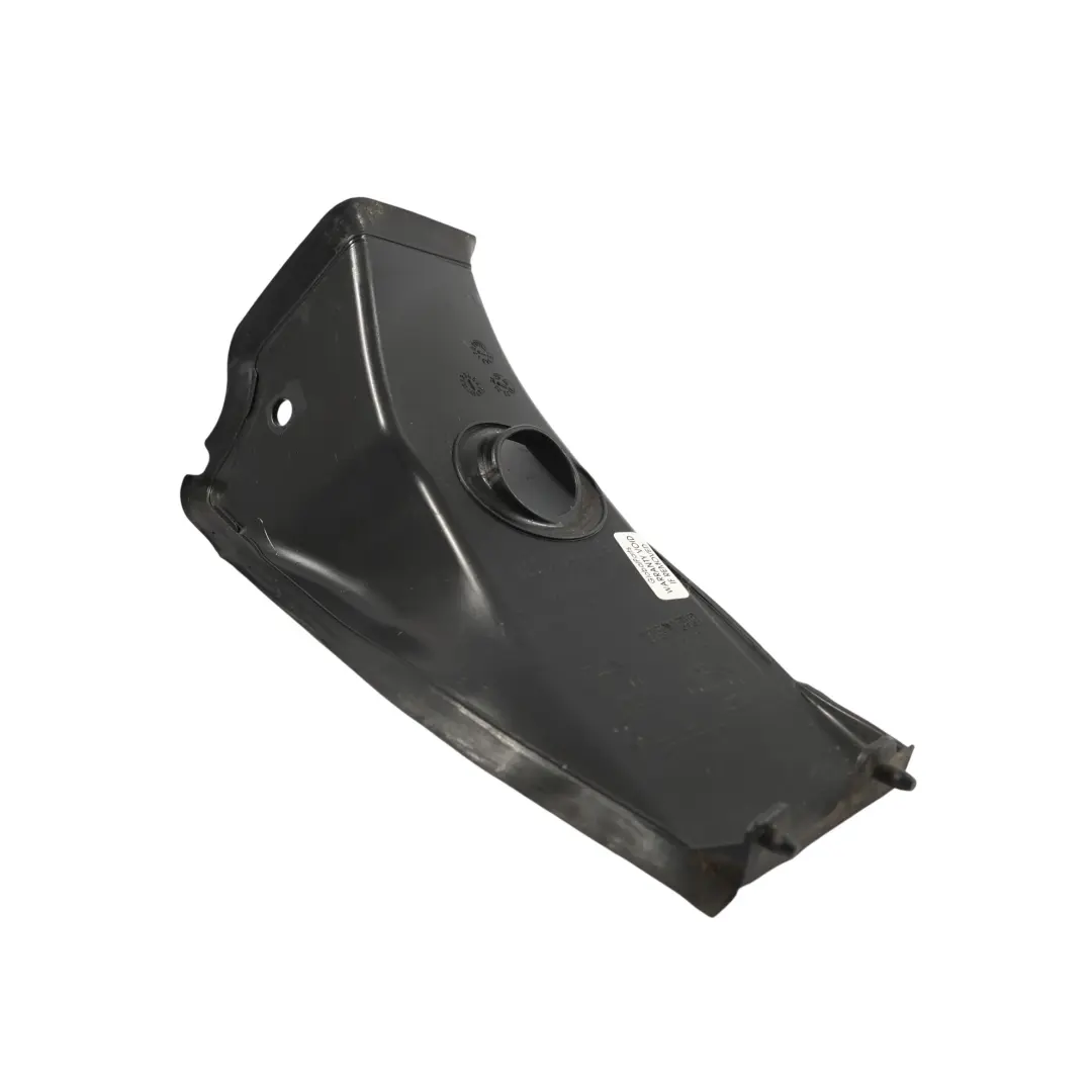 Osłona Rynienki Klapy Bagażnika Czarna Prawa do BMW X1 U11 o numerze 9448830 BMW X1 U11 Osłona Rynienki Klapy Bagażnika Czarna Prawa - SKU 9448830 - Numer Części 9448830