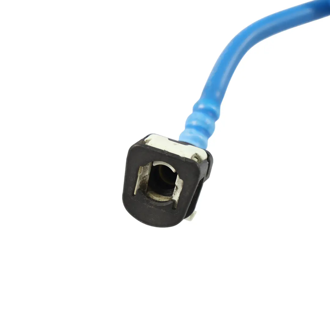 Tubo Conducto Alimentación Combustible 1.5 Gasolina Híbrido para BMW U06 U11 con número de pieza 9468688 BMW U06 U11 Tubo Conducto Alimentación Combustible 1.5 Gasolina Híbrido - SKU 9468688 - Número de pieza 9468688