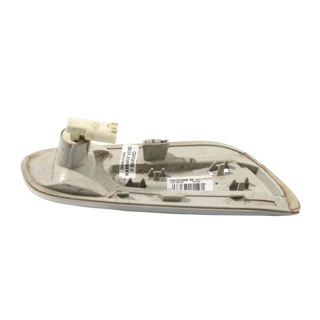Lampeggiatore Laterale Sinistro Luce Freccia 7368763 per Mini F56 F57 JCW con numero di parte 9482819 Mini F56 F57 JCW Lampeggiatore Laterale Sinistro Luce Freccia 7368763 - SKU 9482819-1 - Numero di parte 9482819