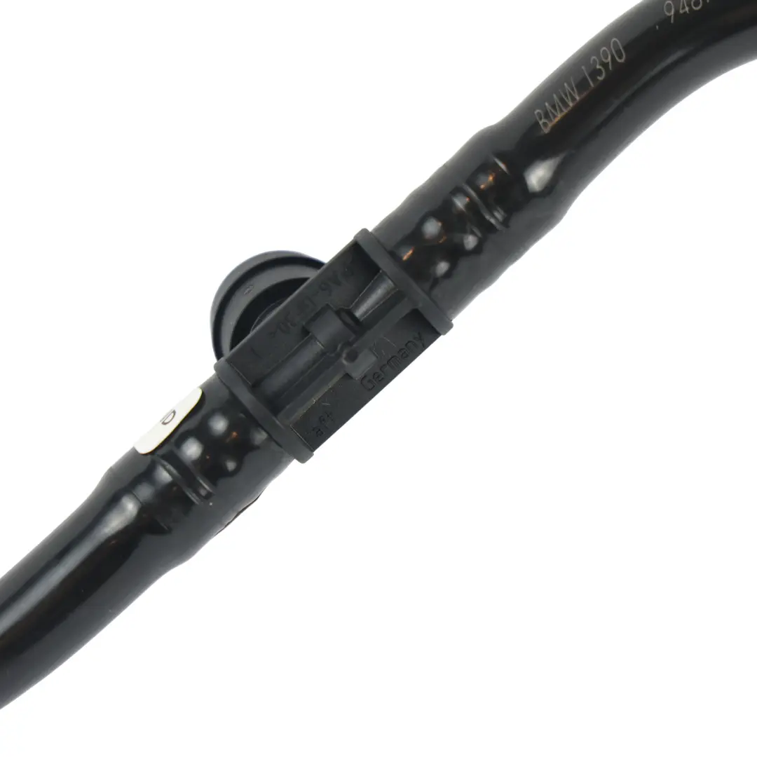 U10 X1 U11 F70 F74 Tuyau Pompe Aspiration Vide Essence pour BMW U06 X2 à propos du numéro de pièce 9487536 BMW U06 X2 U10 X1 U11 F70 F74 Tuyau Pompe Aspiration Vide Essence - SKU 9487536 - Numéro de pièce 9487536