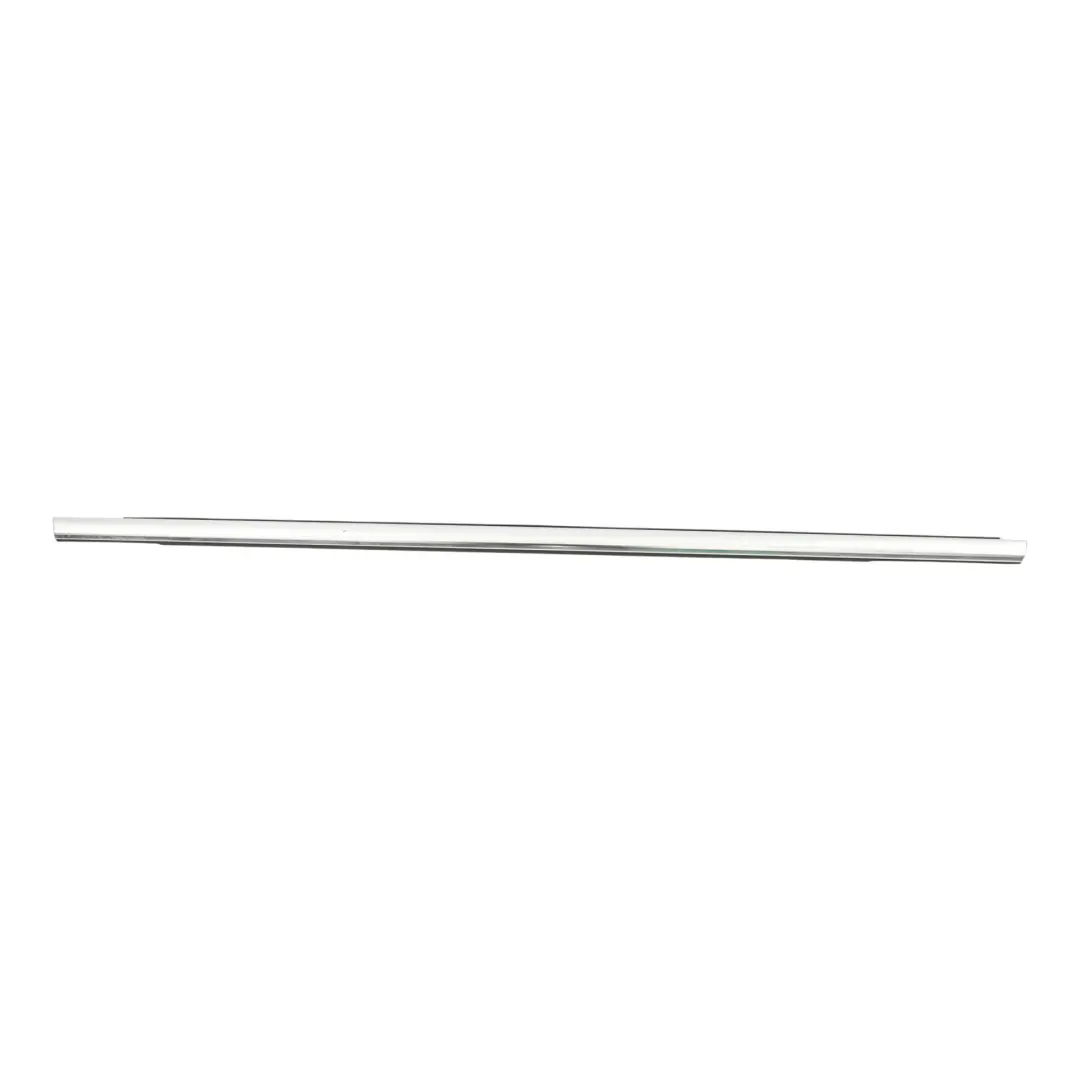 Porsche Cayenne 958 Baguette Moulure Vitre Porte Arrière Droite 7P0839476 - SKU 95855947801 - Numéro de pièce 95855947801