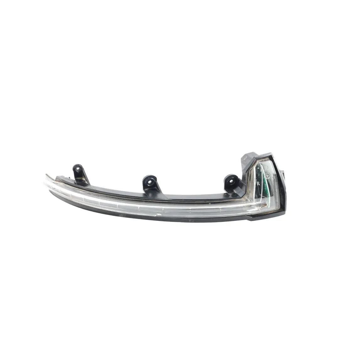 Répéteur Clignotant Feu Indicateur Droit pour Porsche Cayenne S 92A à propos du numéro de pièce 95863110230 Porsche Cayenne S 92A Répéteur Clignotant Feu Indicateur Droit - SKU 95863110230 - Numéro de pièce 95863110230