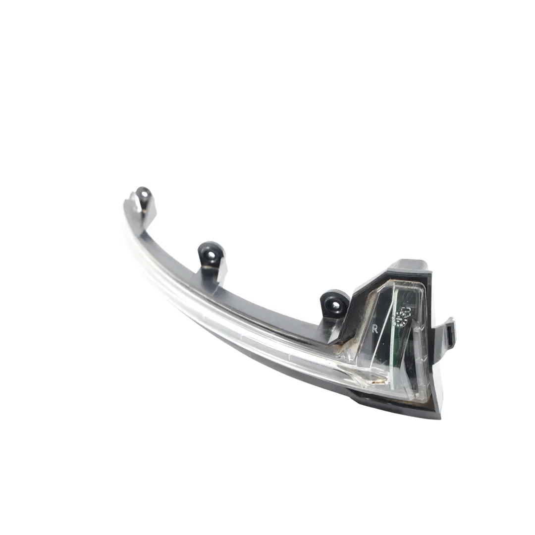 Porsche Cayenne S 92A Répéteur Clignotant Feu Indicateur Droit - SKU 95863110230 - Numéro de pièce 95863110230