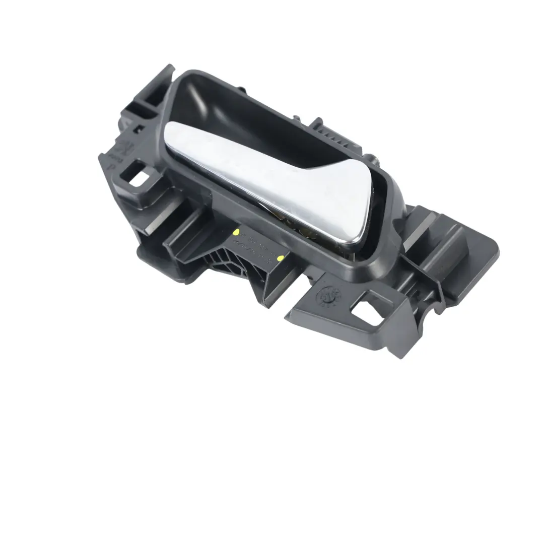 Klamka Wewnętrzna Przednia Prawa do Peugeot 208 Mokka Grandland o numerze 98201552VV Peugeot 208 Mokka Grandland Klamka Wewnętrzna Przednia Prawa - SKU 98201552VV - Numer Części 98201552VV