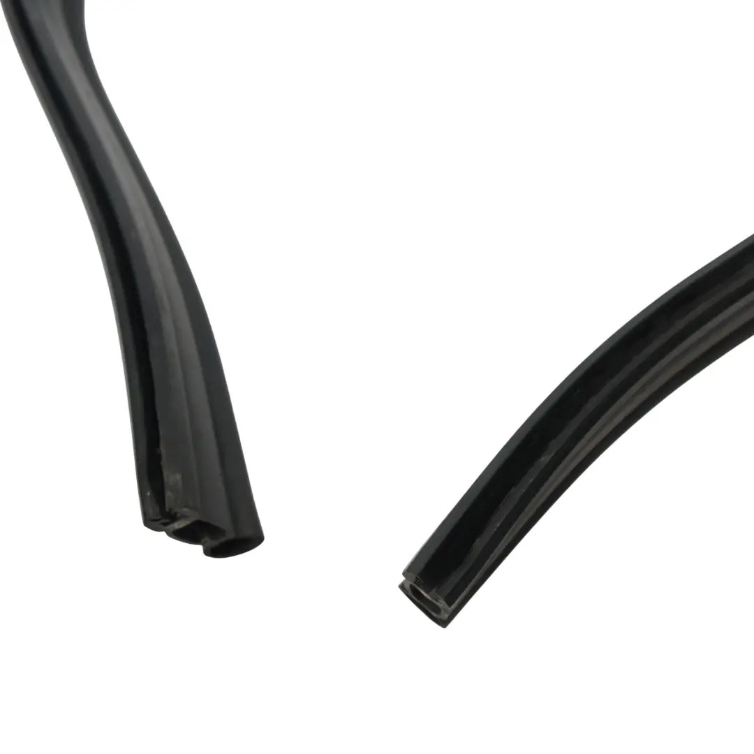 X1L U12 Junta Goma Sellado Capó Motor Trasera para BMW X1 U11 con número de pieza 9883425 BMW X1 U11 X1L U12 Junta Goma Sellado Capó Motor Trasera - SKU 9883425 - Número de pieza 9883425