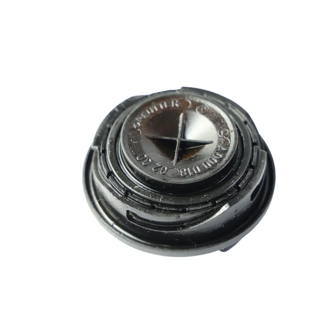 Mercedes W205 W213 Bouchon Remplissage Huile OM654 Diesel - SKU A0000180200-1 - Numéro de pièce A0000180200