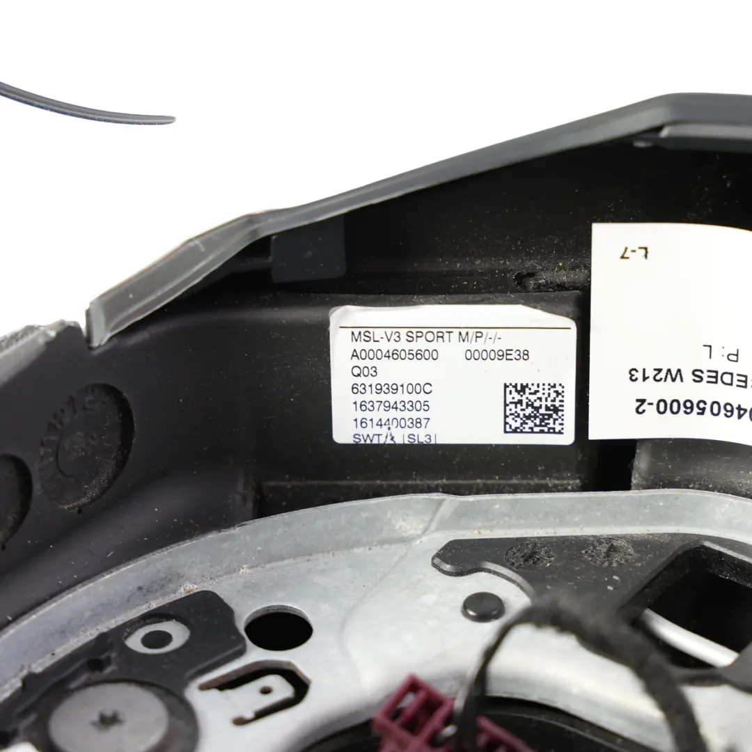 NUOVO Volante Sportivo in Pelle Nera Cambio al Volante per Mercedes W213 con numero di parte A0004605600 Mercedes W213 NUOVO Volante Sportivo in Pelle Nera Cambio al Volante - SKU A0004605600-2 - Numero di parte A0004605600