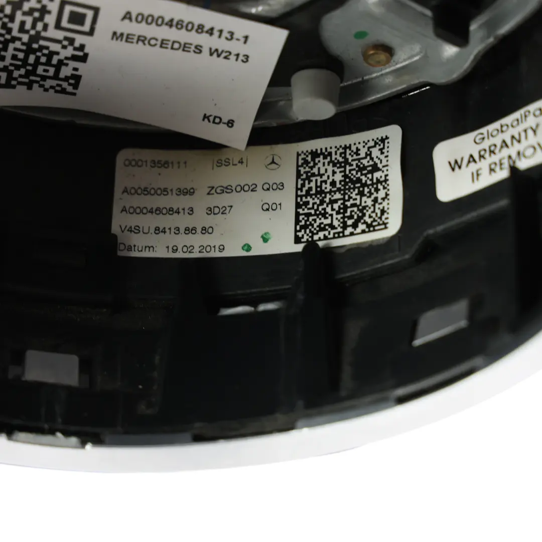 NUOVO Pelle Nera Cambio Paddle per Mercedes W177 W213 AMG Volante con numero di parte A0004608413 Mercedes W177 W213 AMG Volante NUOVO Pelle Nera Cambio Paddle - SKU A0004608413-1 - Numero di parte A0004608413
