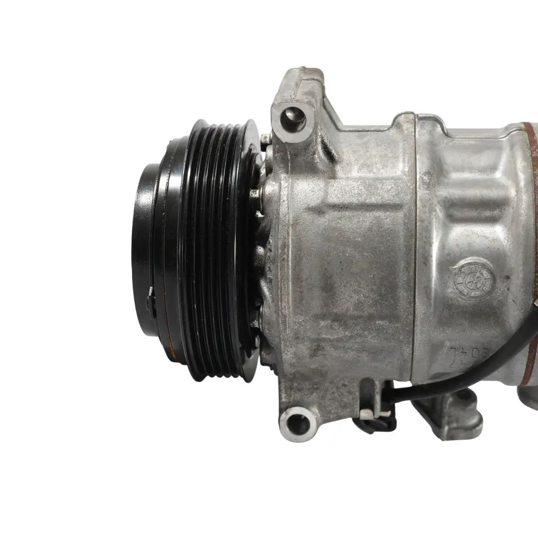 condizionata Mercedes W205 W447 OM654 A/C Pump per Compressore aria con numero di parte A0008304500 Compressore aria condizionata Mercedes W205 W447 OM654 A/C Pump - SKU A0008304500 - Numero di parte A0008304500