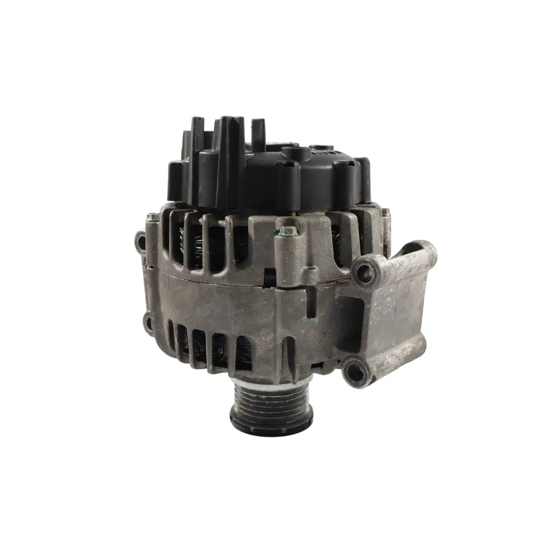 Mercedes W204 W212 M271 Alternateur Générateur Valeo 150A 14V - SKU A0009063000-1 - Numéro de pièce A0009063000