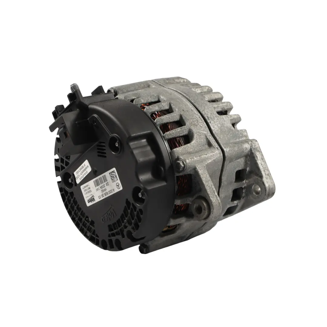 Alternateur Générateur 200A 14V pour Mercedes W213 à propos du numéro de pièce A0009063003 Mercedes W213 Alternateur Générateur 200A 14V - SKU A0009063003 - Numéro de pièce A0009063003