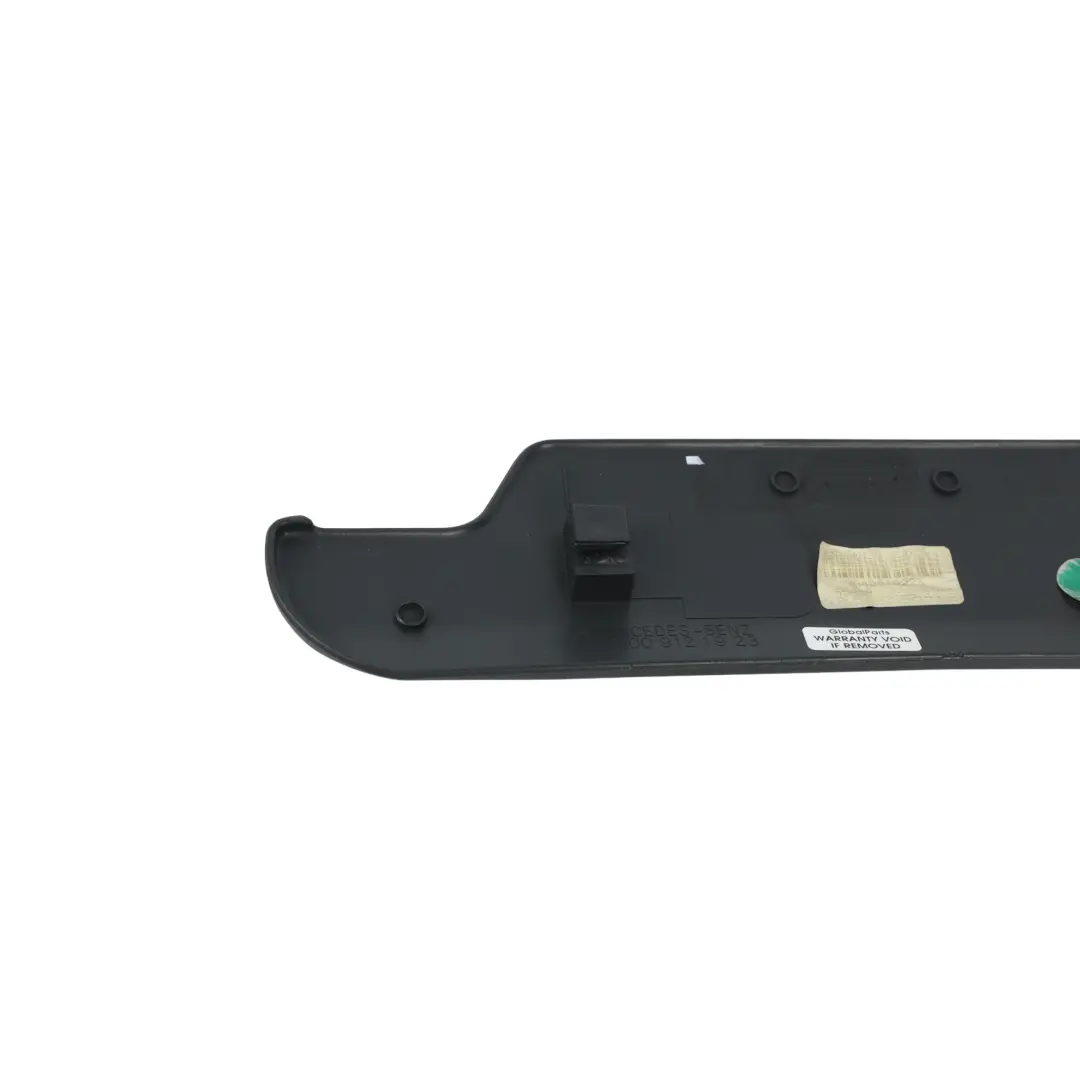 Sitzbezug Blende Schwarz Rechts für Mercedes W639 mit Teilenummer A0009121923 Mercedes W639 Sitzbezug Blende Schwarz Rechts - SKU RHD-A0009121923 - Teilenummer A0009121923