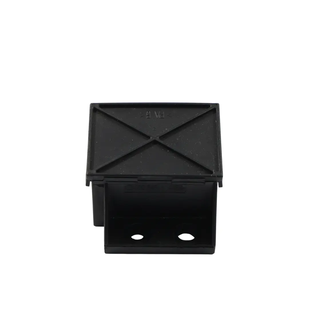 Mercedes A209 C209 Conector Terminal Positivo Fusible A0025461141 - SKU A0025463141 - Número de pieza A0025463141