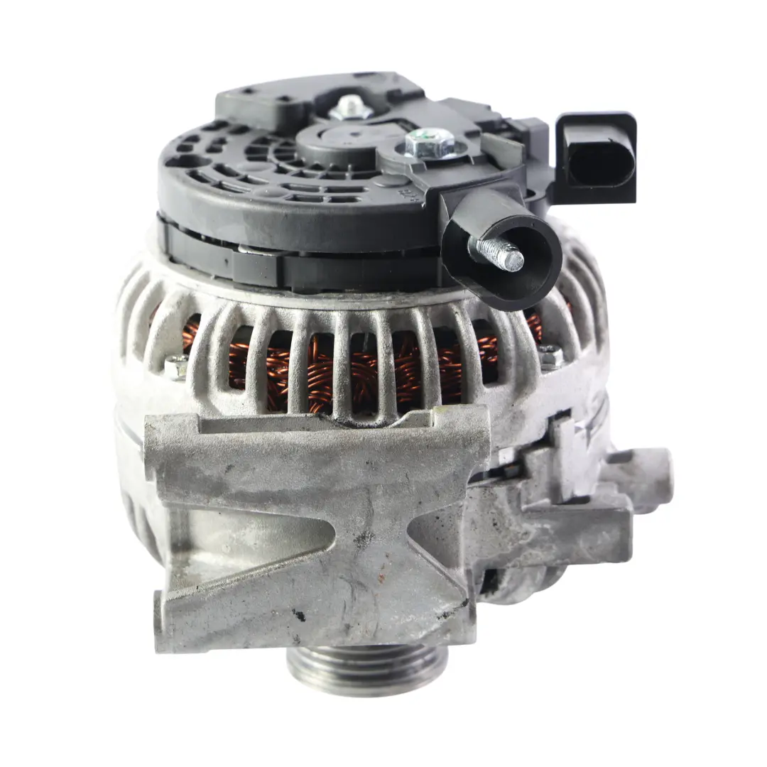Mercedes W203 W211 Alternador Generador 200A Lucas LRA02827 - SKU A0141540702-1 - Número de pieza A0141540702