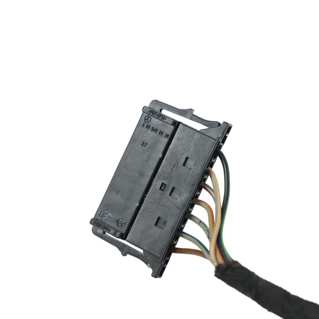 Mercedes CLA C117 Wiązka Elektryczna Lampy Tylnej Prawa A1179061700 - SKU A1179061800-1 - Numer Części A1179061800