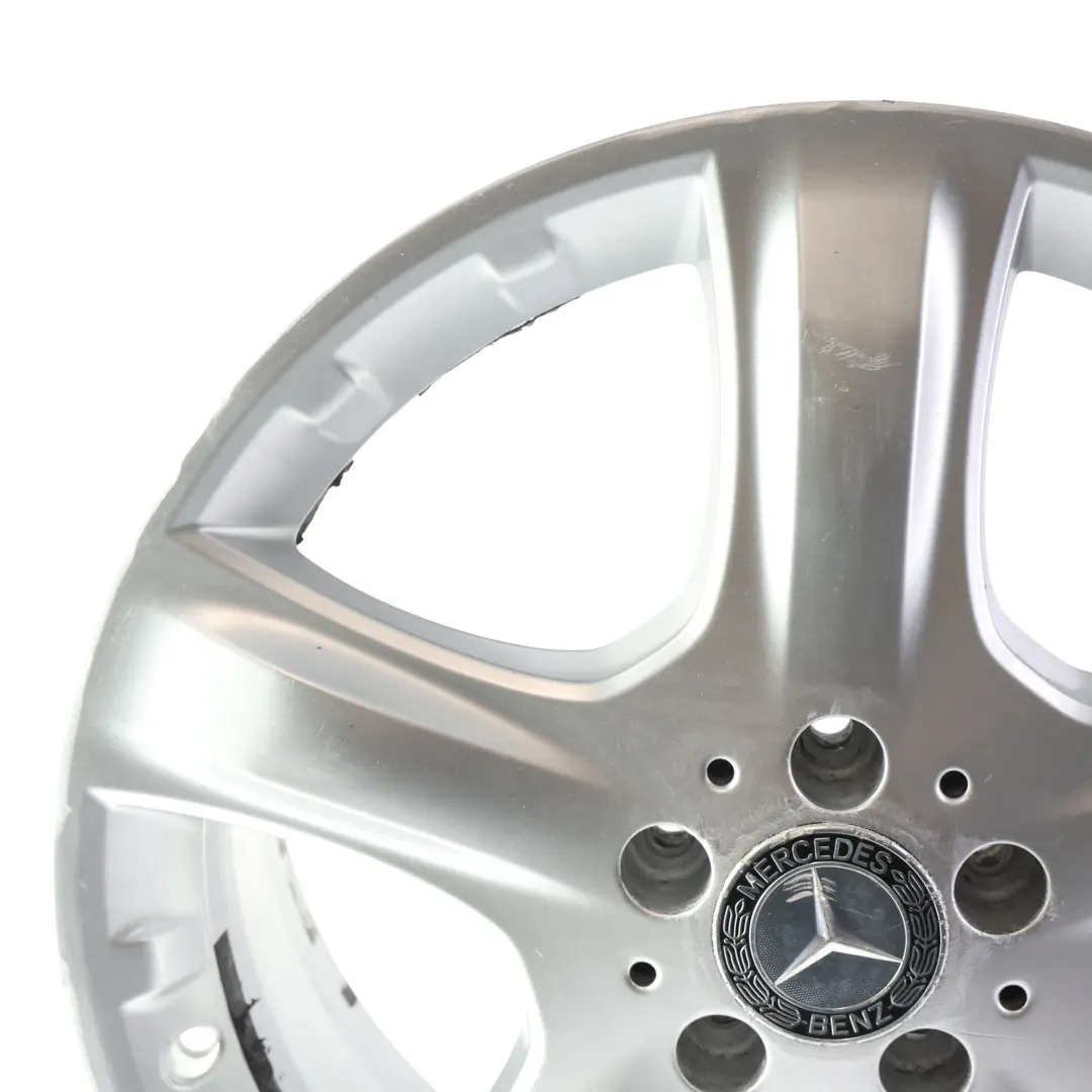 Felga Aluminiowa 19" 8J ET:60 Srebrna do Mercedes W164 o numerze A1644011202 Mercedes W164 Felga Aluminiowa 19" 8J ET:60 Srebrna - SKU A1644011202-2 - Numer Części A1644011202