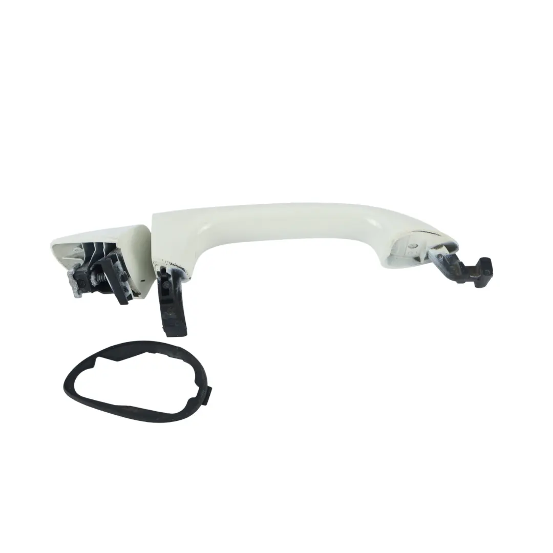 Maniglia Porta Posteriore Sinistra Bianco Calcite 650 per Mercedes W164 W251 con numero di parte A1647660101 Mercedes W164 W251 Maniglia Porta Posteriore Sinistra Bianco Calcite 650 - SKU A1647660101-CW - Numero di parte A1647660101