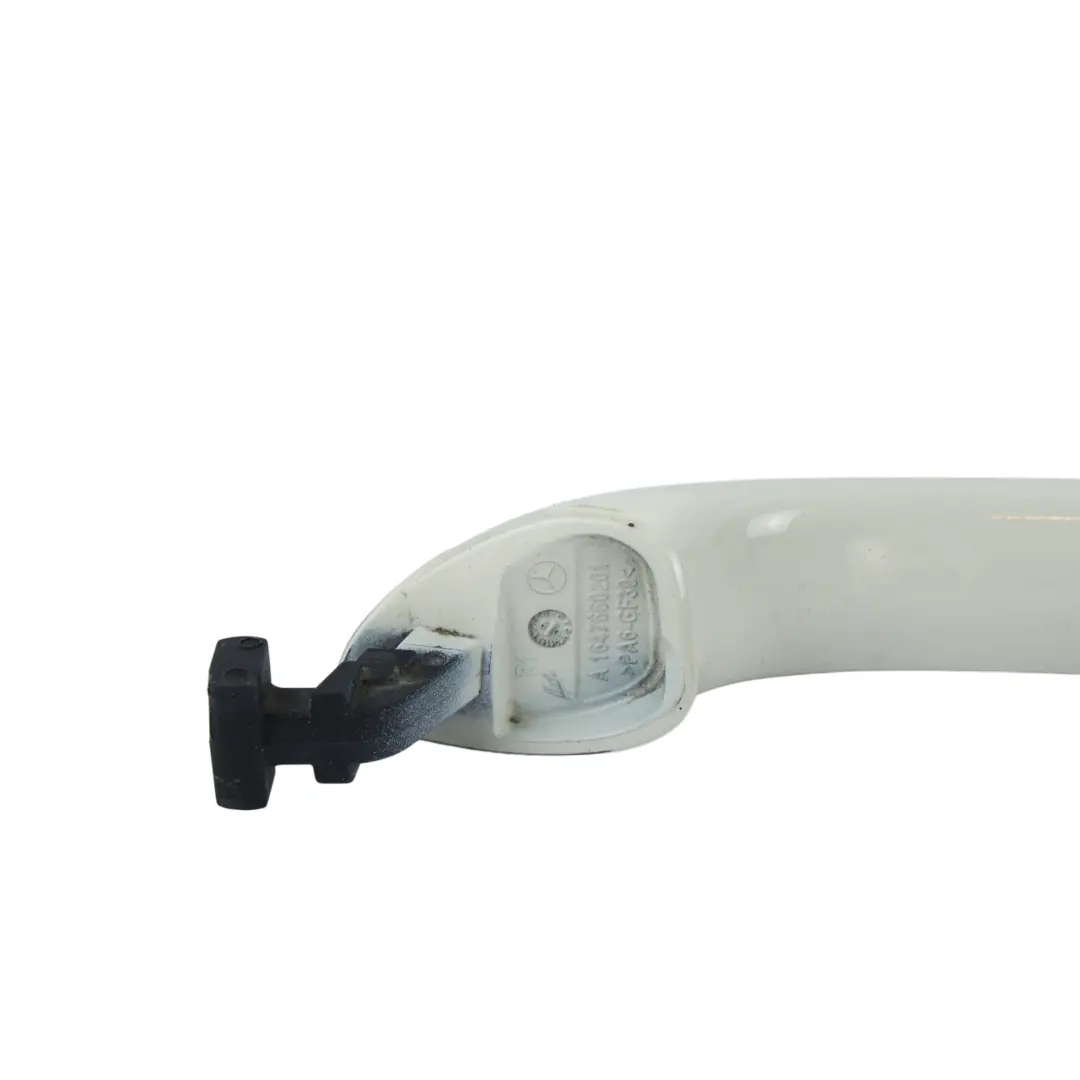 Tirador Manija Puerta Trasera Derecha Blanco Calcita 650 para Mercedes W164 V251 con número de pieza A1647660201 Mercedes W164 V251 Tirador Manija Puerta Trasera Derecha Blanco Calcita 650 - SKU A1647660201-CW - Número de pieza A1647660201