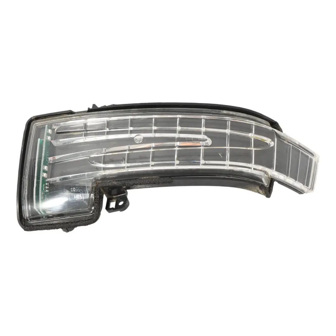 Spiegelkappe Abdeckung Blinklicht Rechts für Mercedes W166 mit Teilenummer A1668200221 Mercedes W166 Spiegelkappe Abdeckung Blinklicht Rechts - SKU A1668200221 - Teilenummer A1668200221