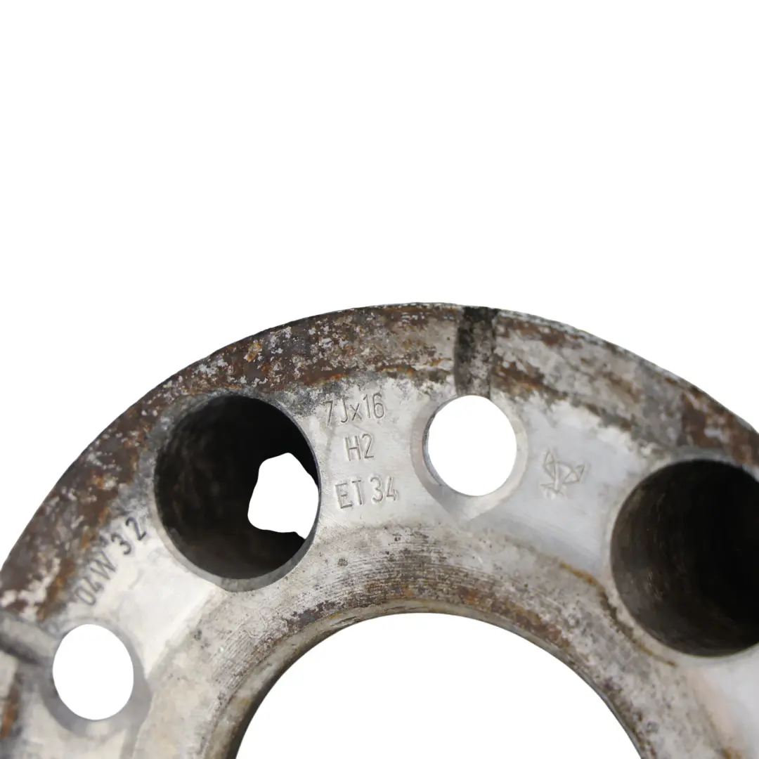 Srebrna Felga Aluminiowa 16" 7J ET:34 do Mercedes R171 o numerze A1714010902 Mercedes R171 Srebrna Felga Aluminiowa 16" 7J ET:34 - SKU A1714010902-2 - Numer Części A1714010902
