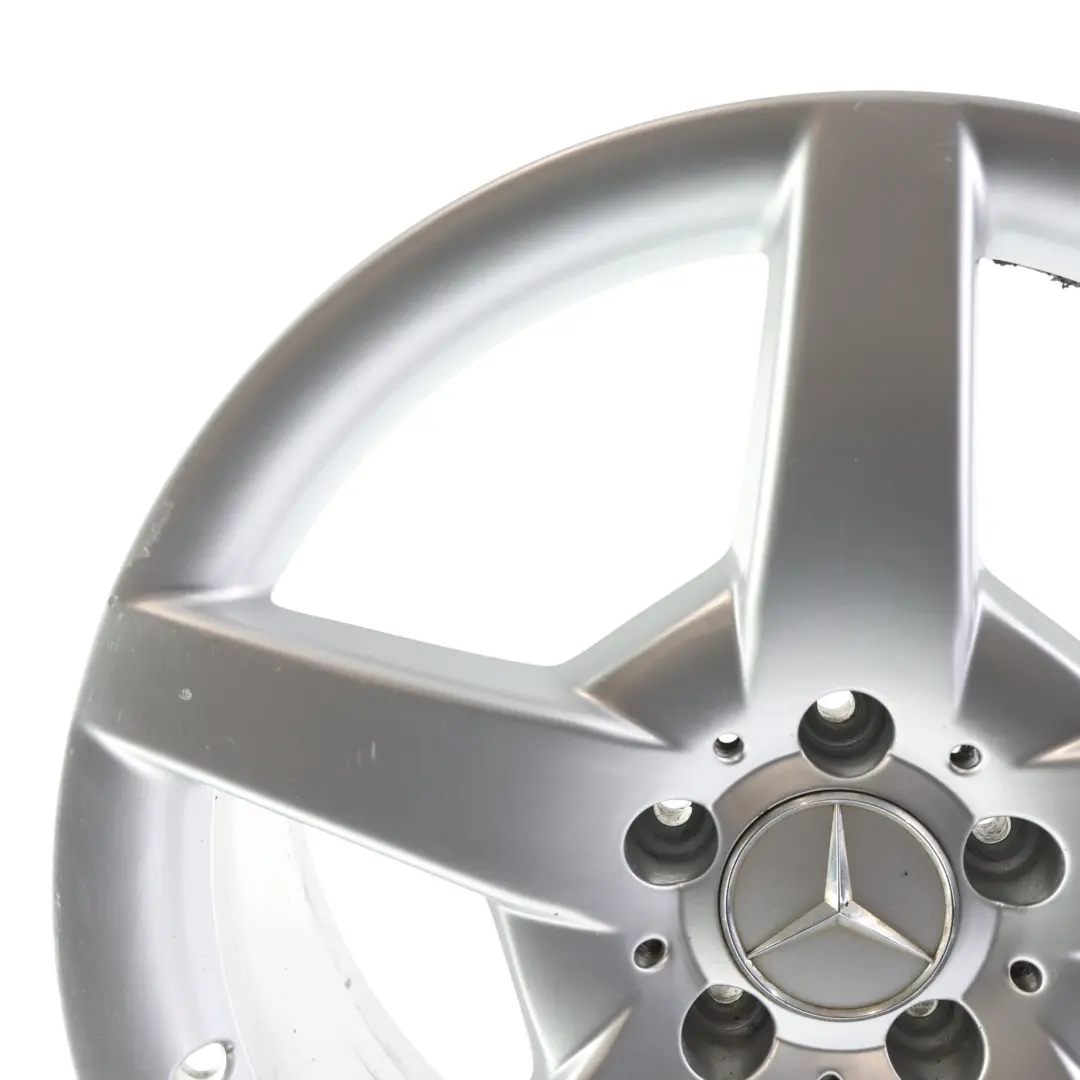 Jante arrière alliage argenté 18" 8,5J ET:30 pour Mercedes R171 C209 AMG à propos du numéro de pièce A1714011702 Mercedes R171 C209 AMG Jante arrière alliage argenté 18" 8,5J ET:30 - SKU A1714011702-2 - Numéro de pièce A1714011702