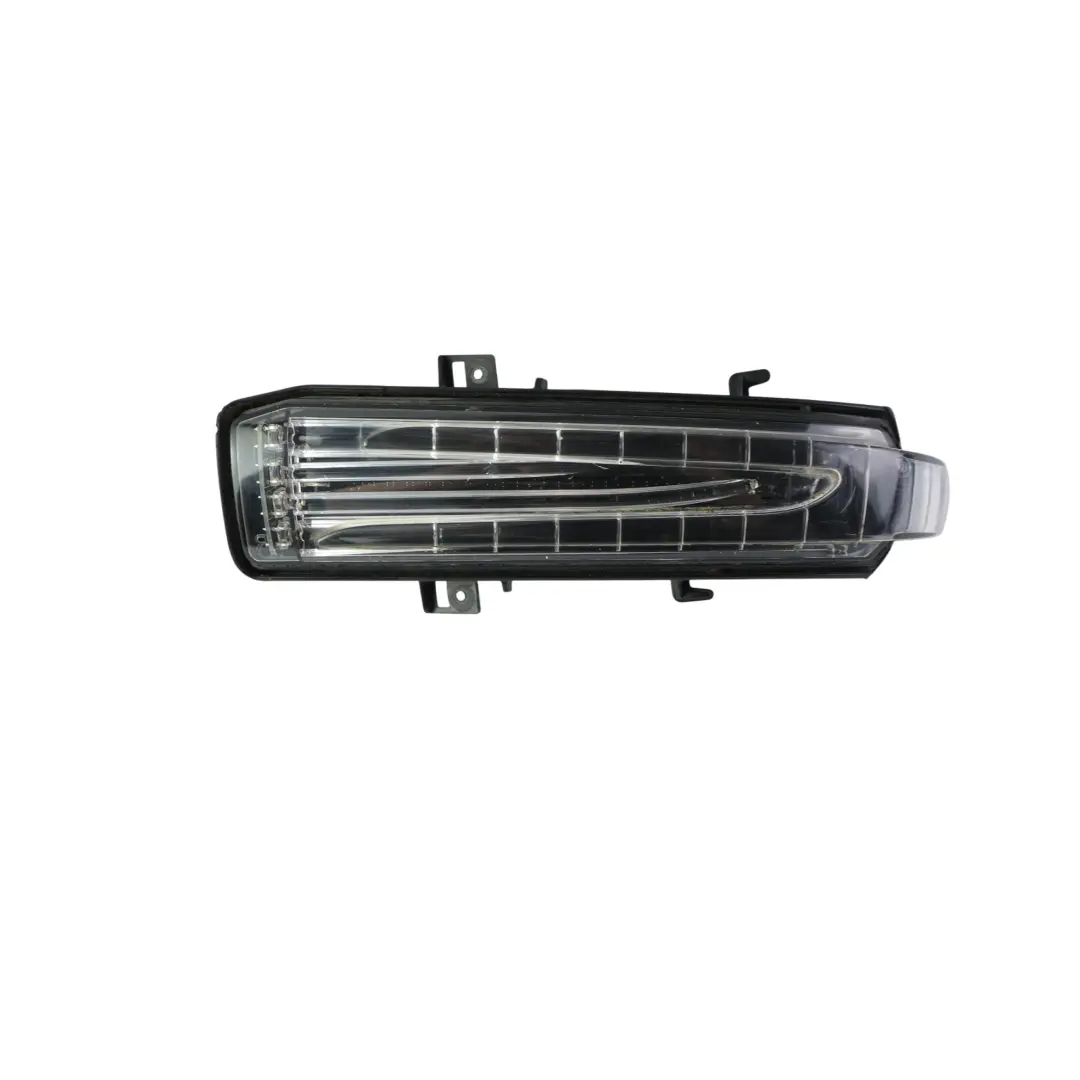 W171 CL203 C207 Kierunkowskaz Lusterka Prawy do Mercedes o numerze A1718100664 Mercedes W171 CL203 C207 Kierunkowskaz Lusterka Prawy - SKU A1718100664 - Numer Części A1718100664