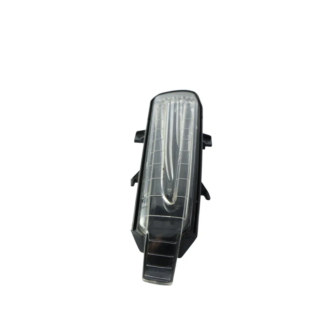 W171 CL203 C207 Kierunkowskaz Lusterka Prawy do Mercedes o numerze A1718100664 Mercedes W171 CL203 C207 Kierunkowskaz Lusterka Prawy - SKU A1718100664 - Numer Części A1718100664