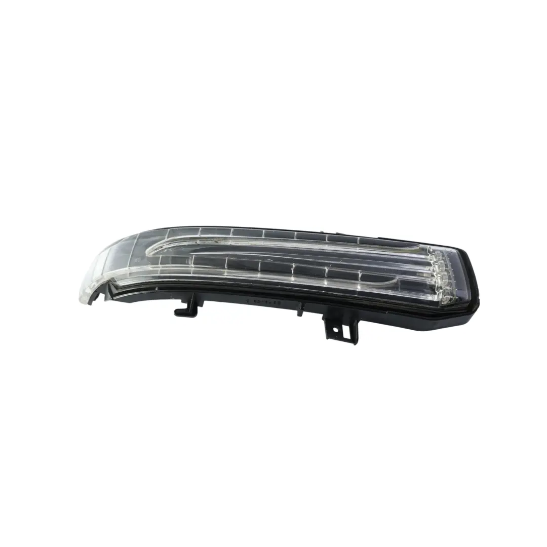 W171 CL203 C207 Indicatore Specchietto Retrovisore Destro per Mercedes con numero di parte A1718100664 Mercedes W171 CL203 C207 Indicatore Specchietto Retrovisore Destro - SKU A1718100664 - Numero di parte A1718100664