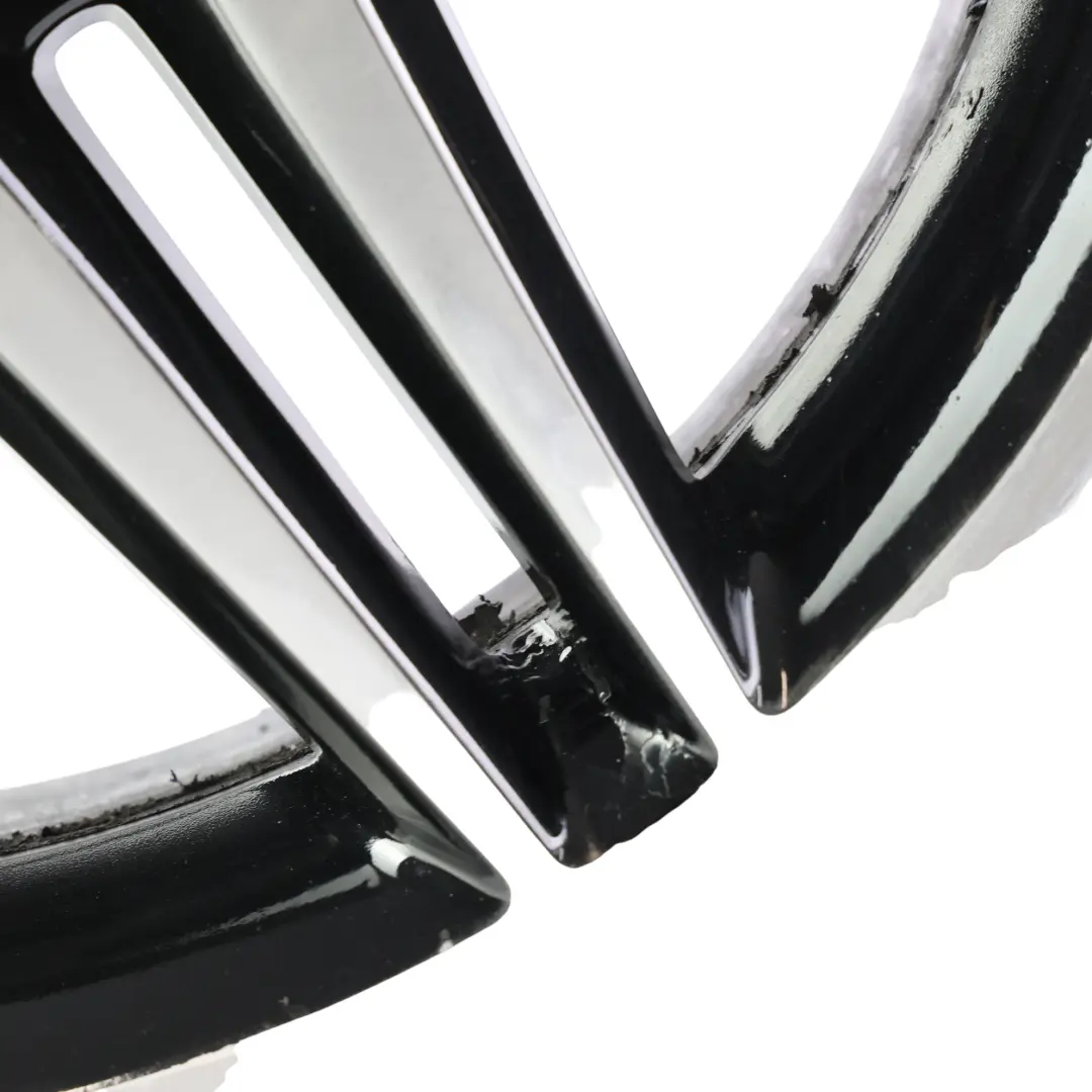 Jante Alliage 18" 5 Double rayon ET:52 7.5J pour Mercedes W176 W246 AMG à propos du numéro de pièce A1764010302 Mercedes W176 W246 AMG Jante Alliage 18" 5 Double rayon ET:52 7.5J - SKU A1764010302-1 - Numéro de pièce A1764010302