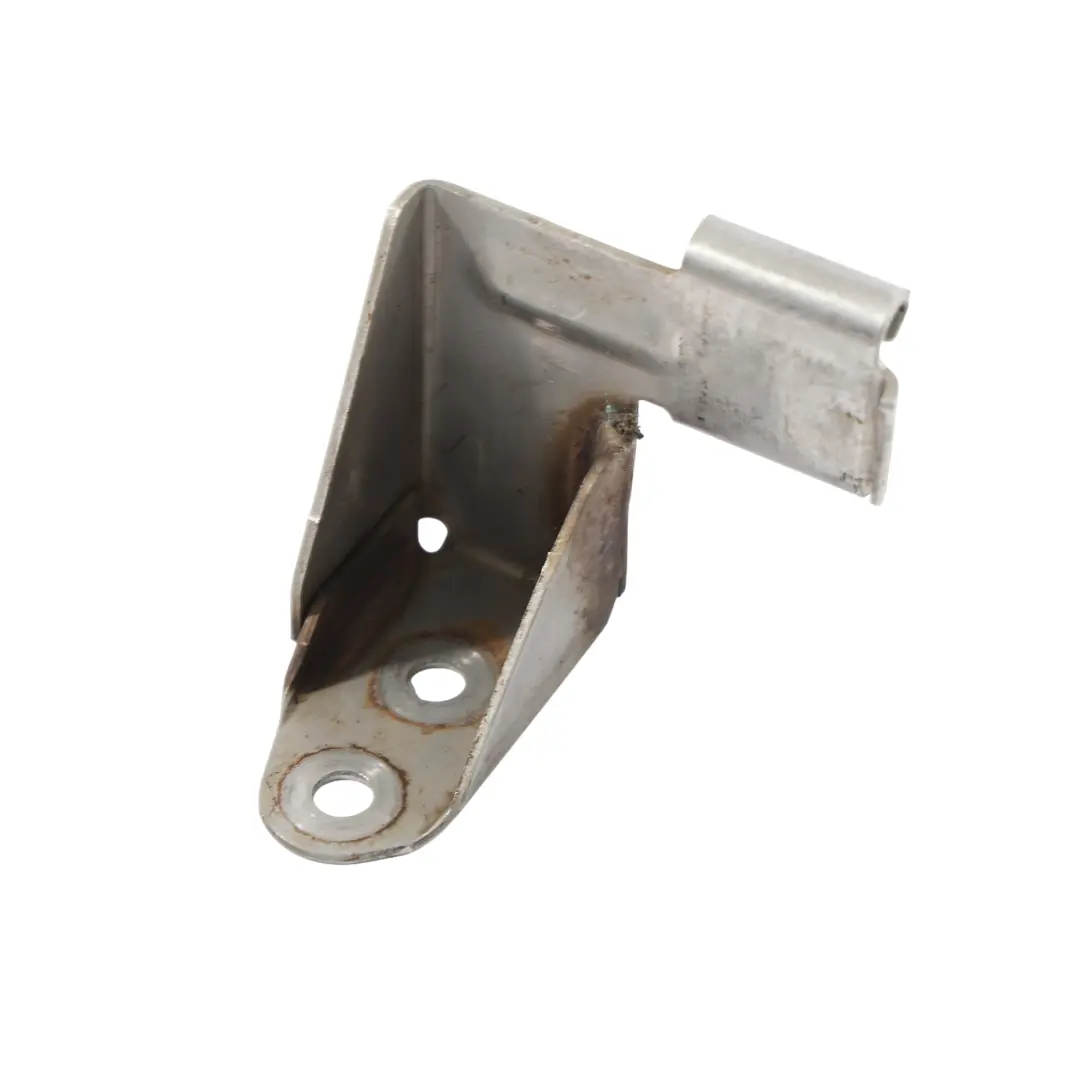 Support Fixation Carter Huile Avant pour Mercedes C117 X156 W176 à propos du numéro de pièce A1764900140 Mercedes C117 X156 W176 Support Fixation Carter Huile Avant - SKU A1764900140 - Numéro de pièce A1764900140