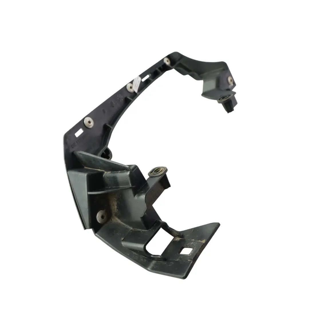 Soporte Parachoques Trasero Derecho para Mercedes W176 con número de pieza A1768856800 Mercedes W176 Soporte Parachoques Trasero Derecho - SKU A1768856800 - Número de pieza A1768856800