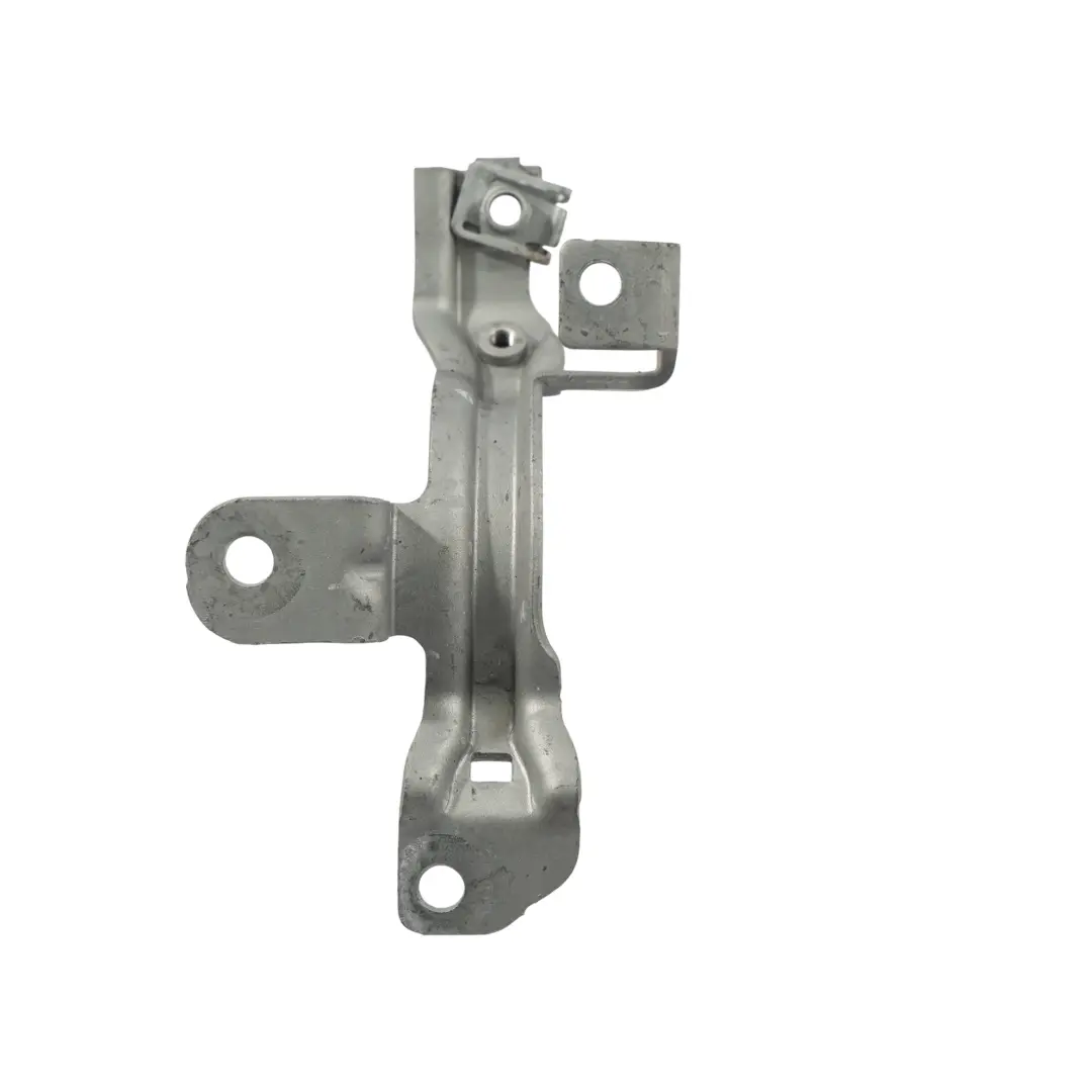 Support Fixation Pompe à Eau M282 pour Mercedes C118 W177 W247 à propos du numéro de pièce A1775044300 Mercedes C118 W177 W247 Support Fixation Pompe à Eau M282 - SKU A1775044300 - Numéro de pièce A1775044300