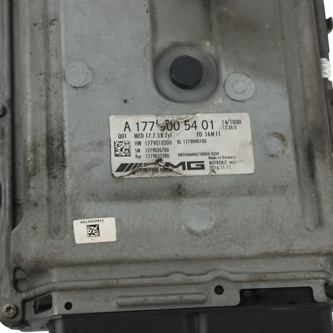 C63 AMG 510HP Unidad Control Motor ECU Automático para Mercedes C205 con número de pieza A1779005401 Mercedes C205 C63 AMG 510HP Unidad Control Motor ECU Automático - SKU A1779005401 - Número de pieza A1779005401