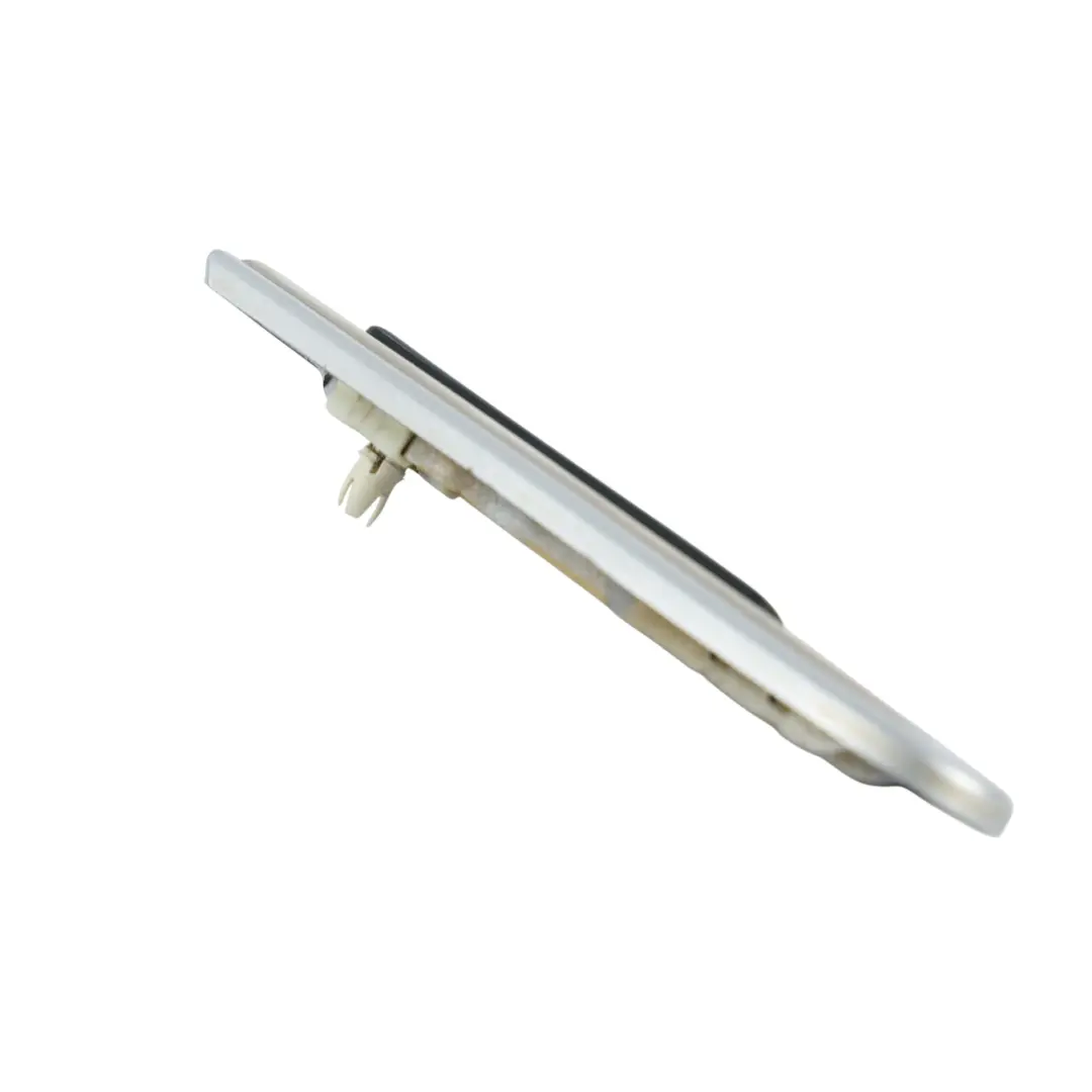 Listwa Błotnika Przednia Lewa Srebrny Brillant 9744 do Mercedes W203 o numerze A2036904762 Mercedes W203 Listwa Błotnika Przednia Lewa Srebrny Brillant 9744 - SKU A2036904762-BRS - Numer Części A2036904762