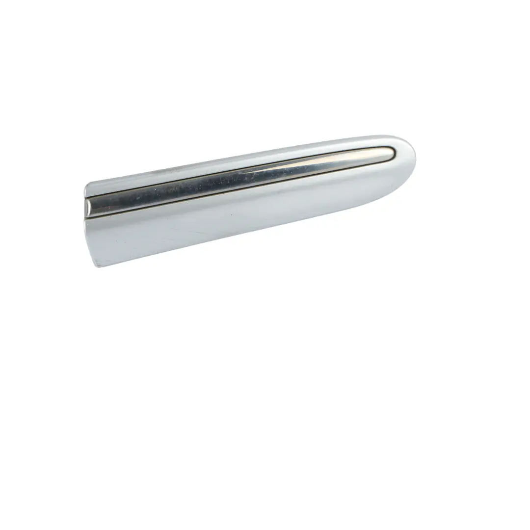 Moldura Guardabarros Delantero Derecho Plata Brillante 9744 para Mercedes W203 con número de pieza A2036904862 Mercedes W203 Moldura Guardabarros Delantero Derecho Plata Brillante 9744 - SKU A2036904862-BRS - Número de pieza A2036904862