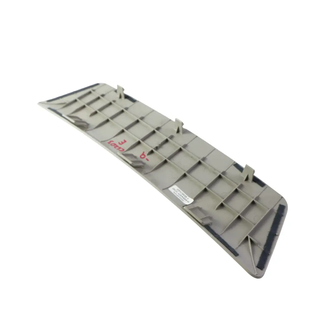 Osłona Panel Wykładziny Bagażnika do Mercedes W203 o numerze A2037470771 Mercedes W203 Osłona Panel Wykładziny Bagażnika - SKU A2037470771 - Numer Części A2037470771